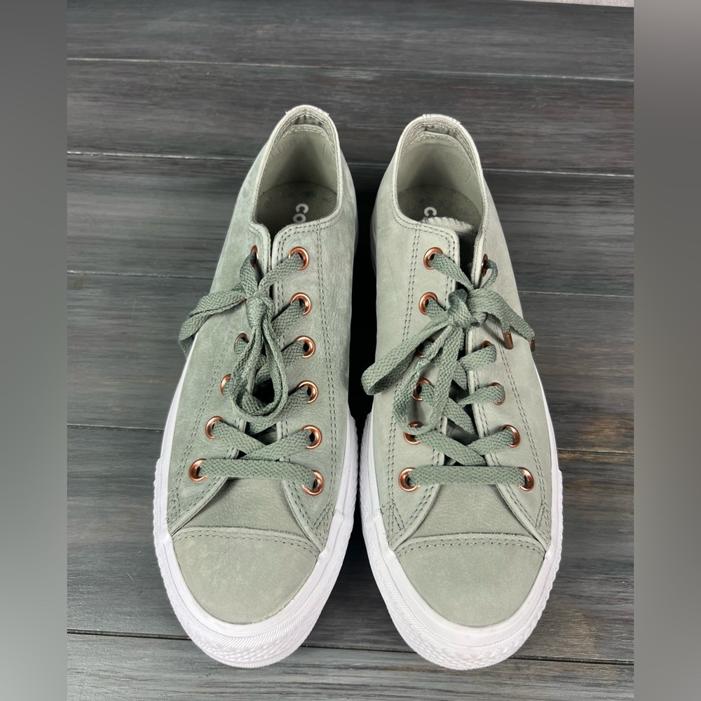 Converse Green Platform Lift Women’s 10 NWOT B1